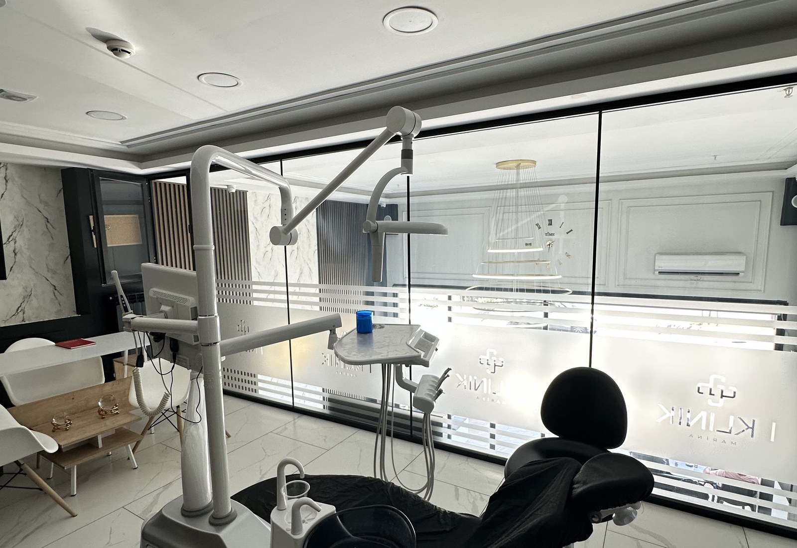 Zirconia dental restorations